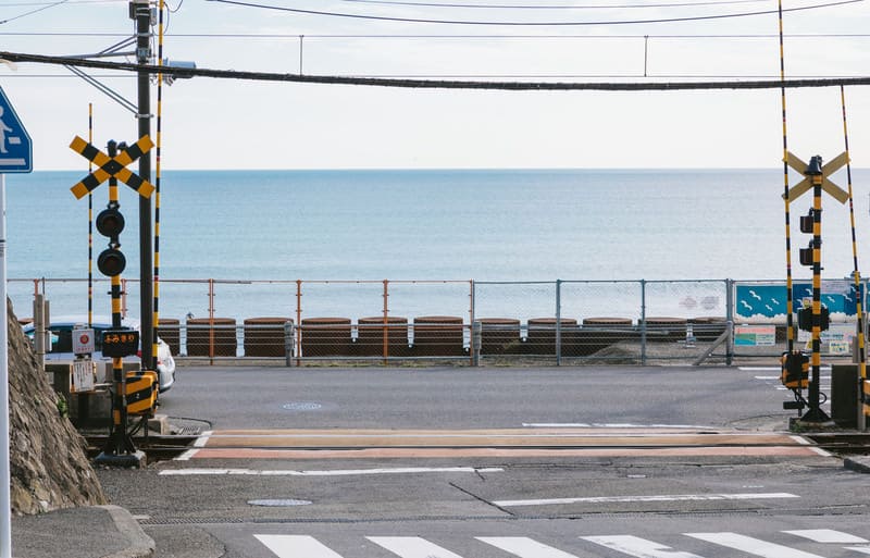 江ノ電の車窓から見える風景